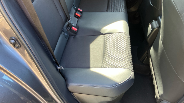 Toyota Yaris 1.5 Hybrid Dynamic 5dr CVT [City Pack] Hybrid Hatchback